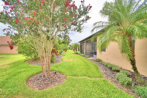 A home in WINTER HAVEN