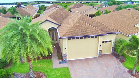 A home in WINTER HAVEN