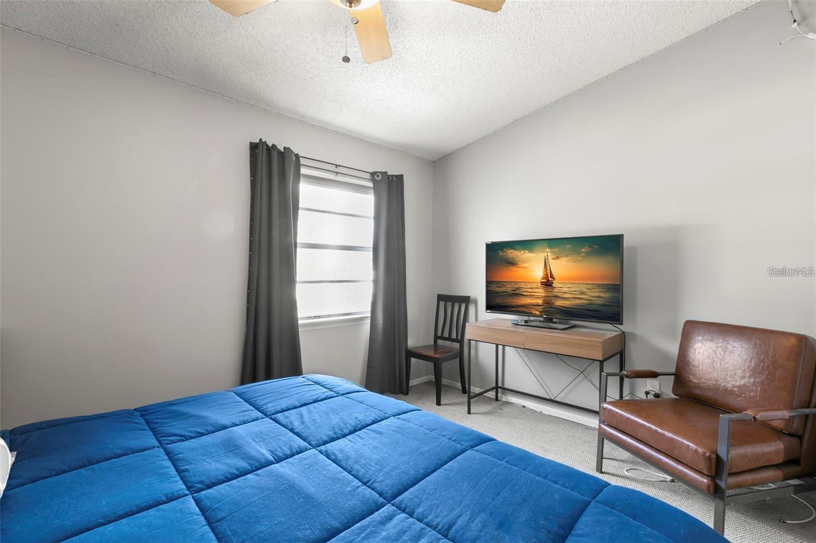 PINEBROOK ESTATES - Residential Lease