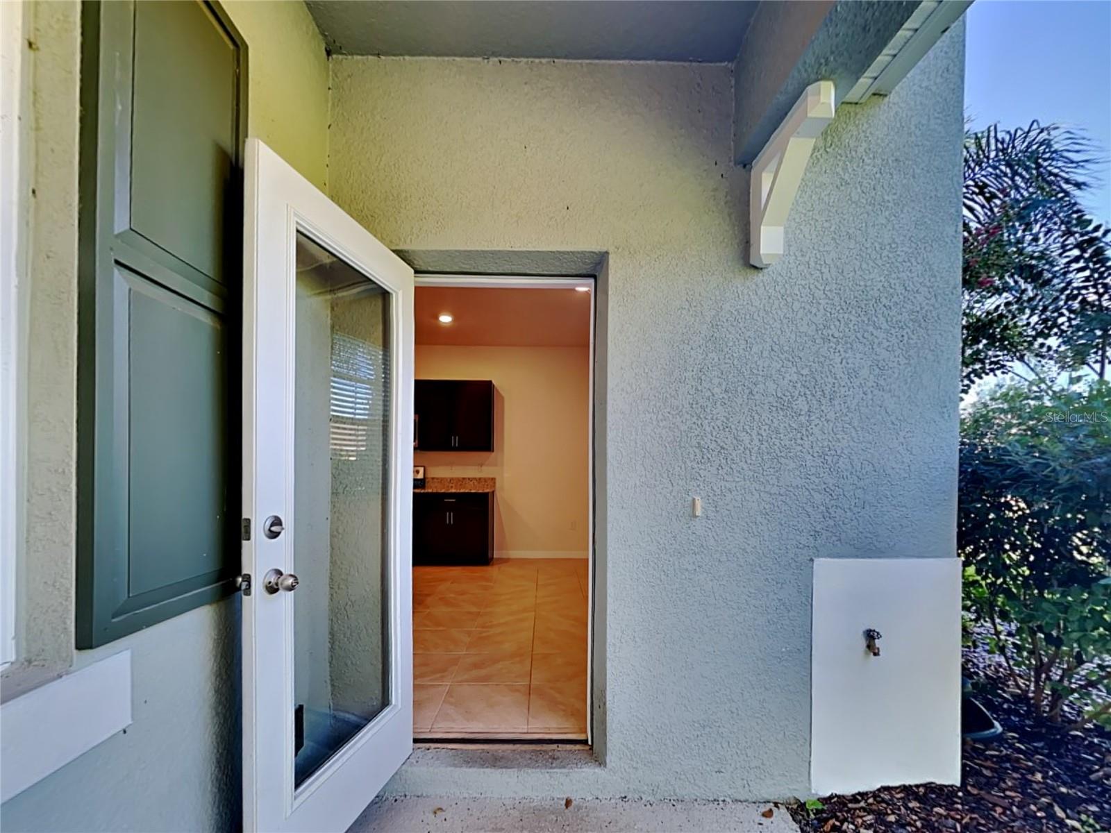 PALMS PH 5 - Residential Lease