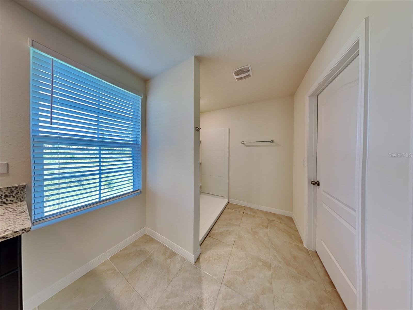 PALMS PH 5 - Residential Lease