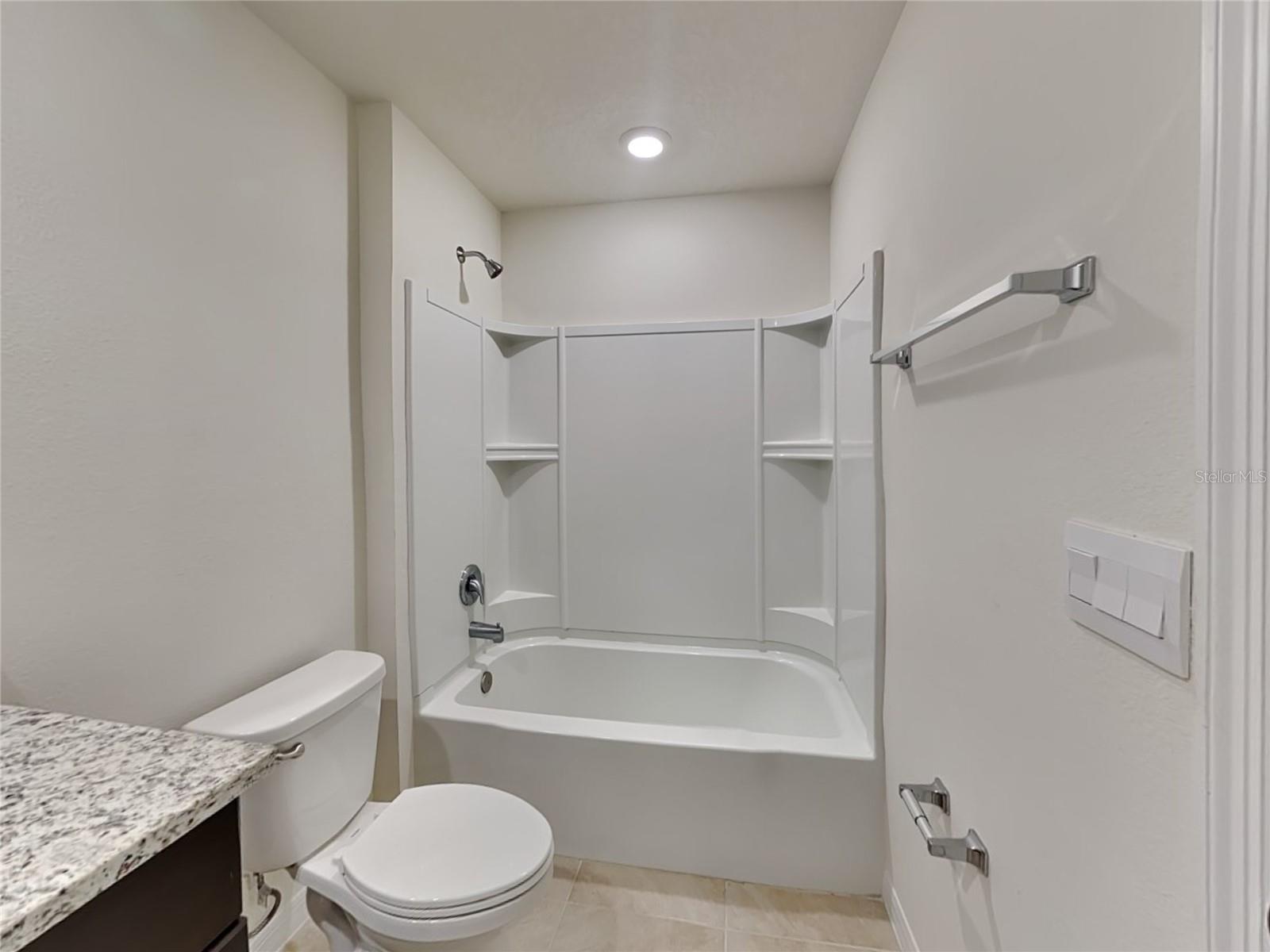 PALMS PH 5 - Residential Lease