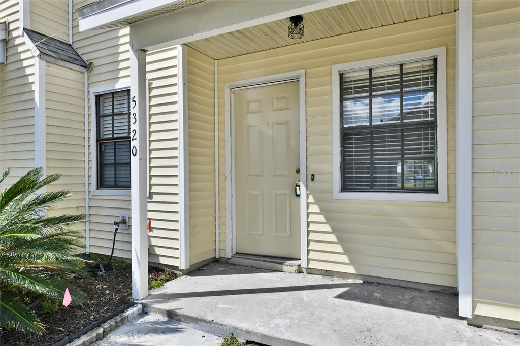 Photo of 5320 Abinger Court, Tampa, FL 33624 (MLS # TB8558919)
