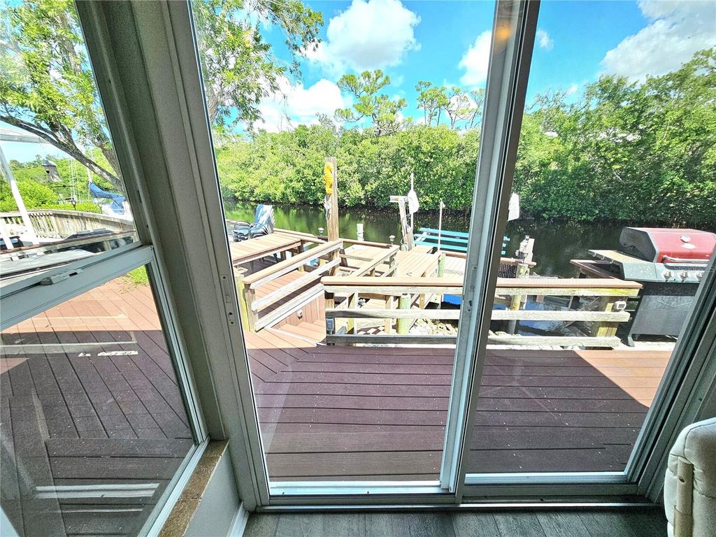 Photo of 55 N Starboard Drive, Venice, FL 34285 (MLS # N6140276)