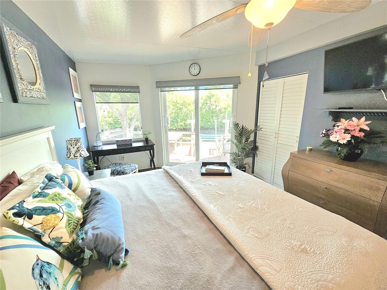 HARBOR LIGHTS MHP CO-OP - Residential