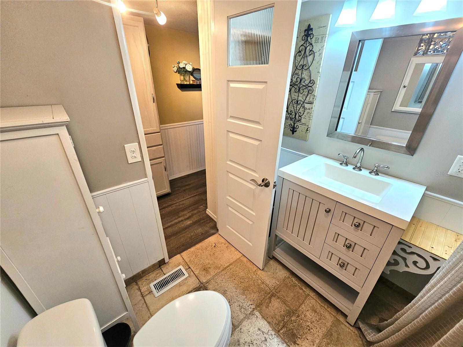 HARBOR LIGHTS MHP CO-OP - Residential