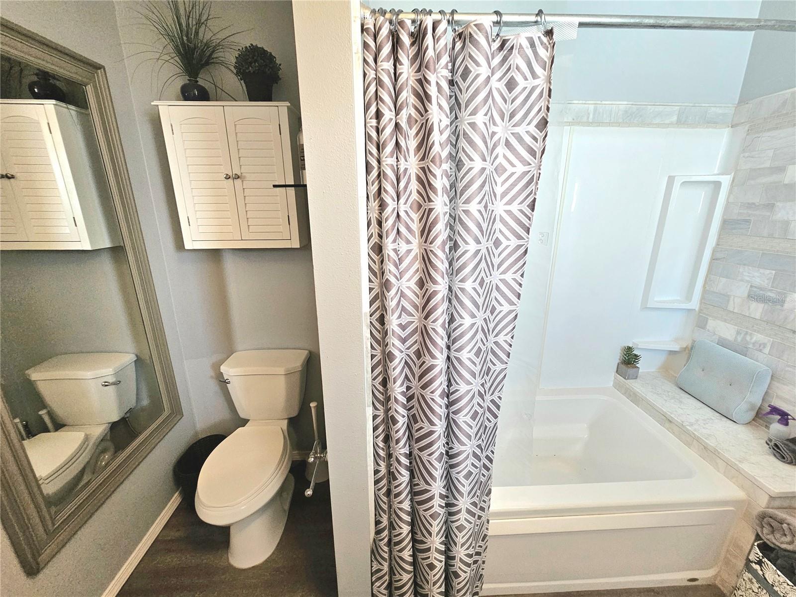 HARBOR LIGHTS MHP CO-OP - Residential