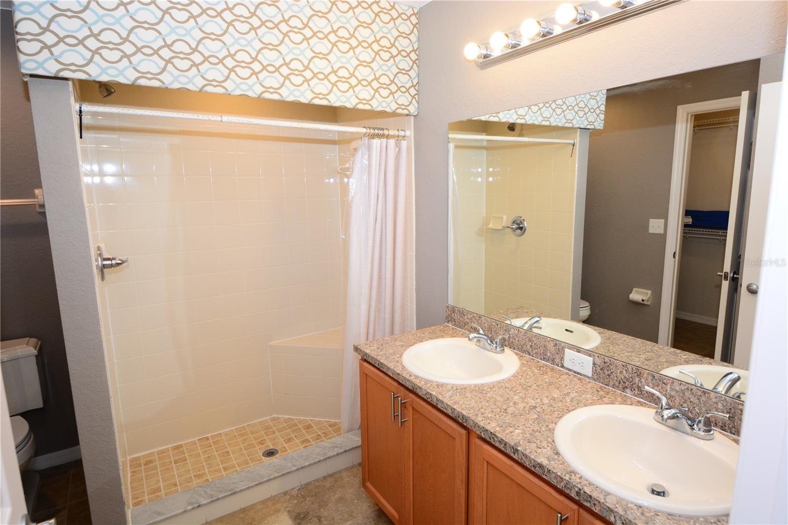 WIND MEADOWS - Residential