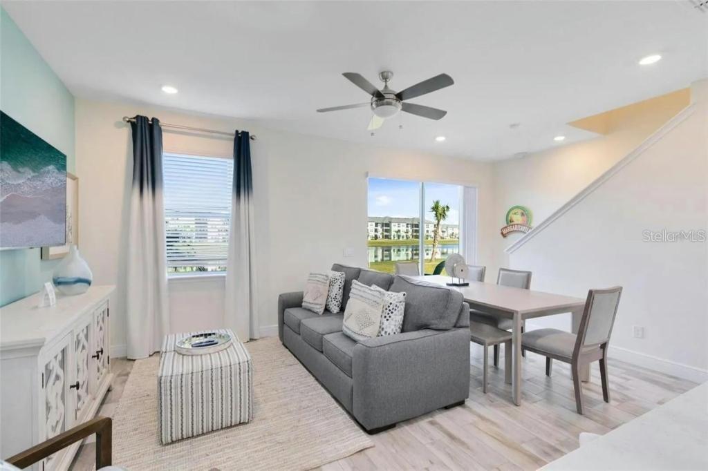 ROLLING OAKS PH 7 - Residential Lease