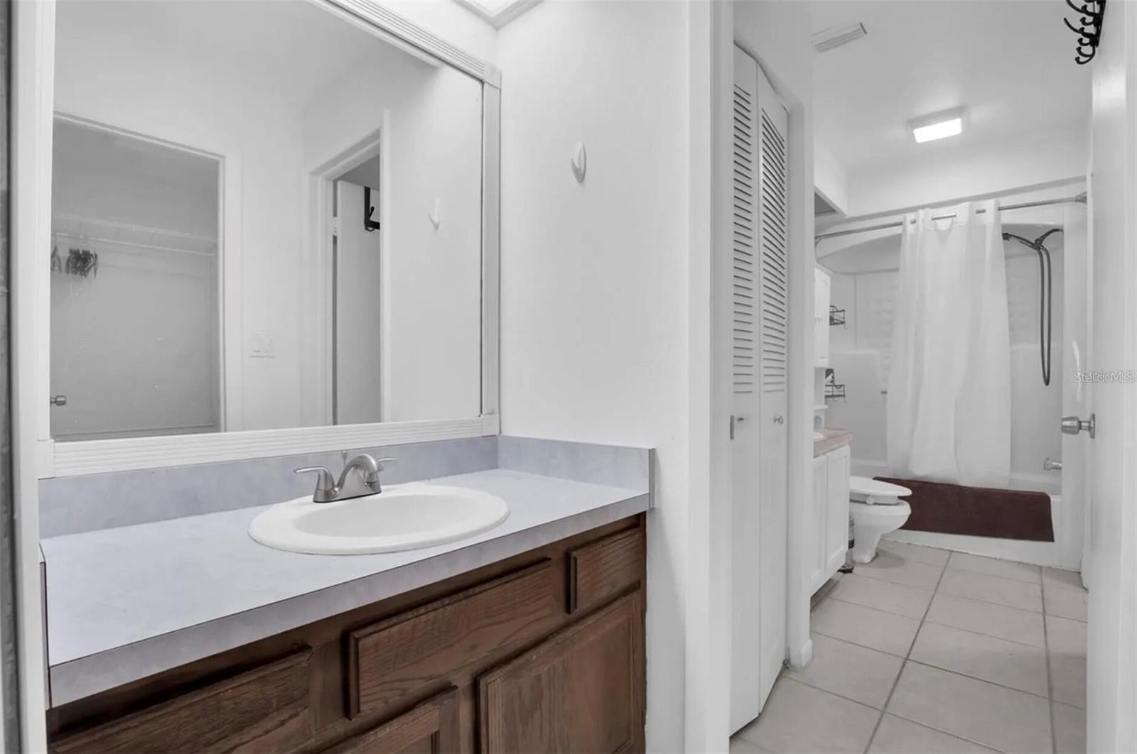 7360 ULMERTON ROAD 2B