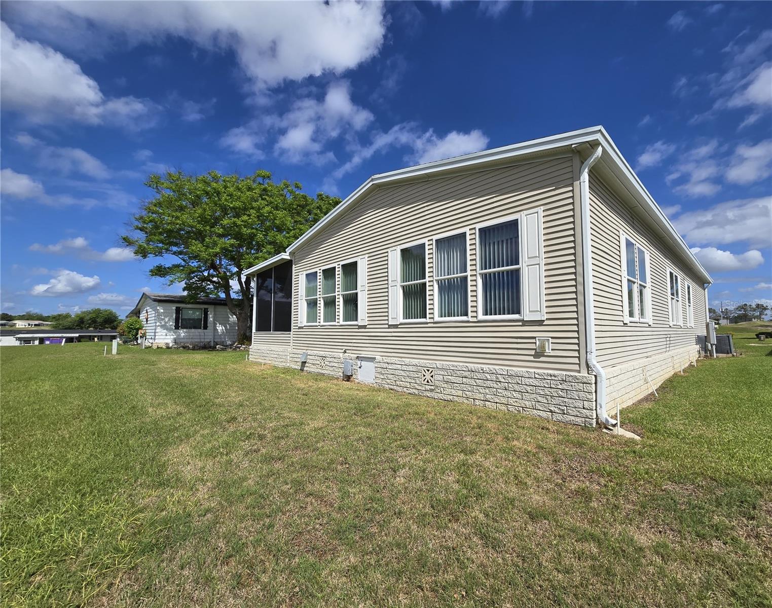 ZELLWOOD STATION COOP MH PARK - Residential