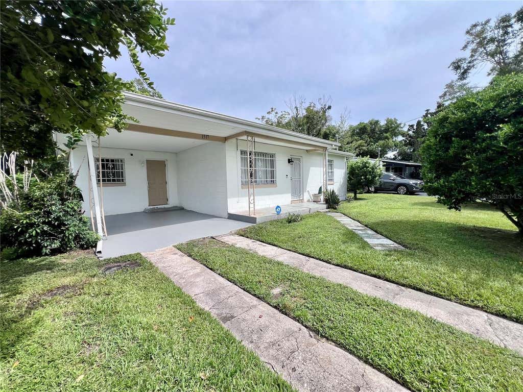 Photo of 1517 Riley Ave, Orlando, FL 32805 (MLS # S5155247)