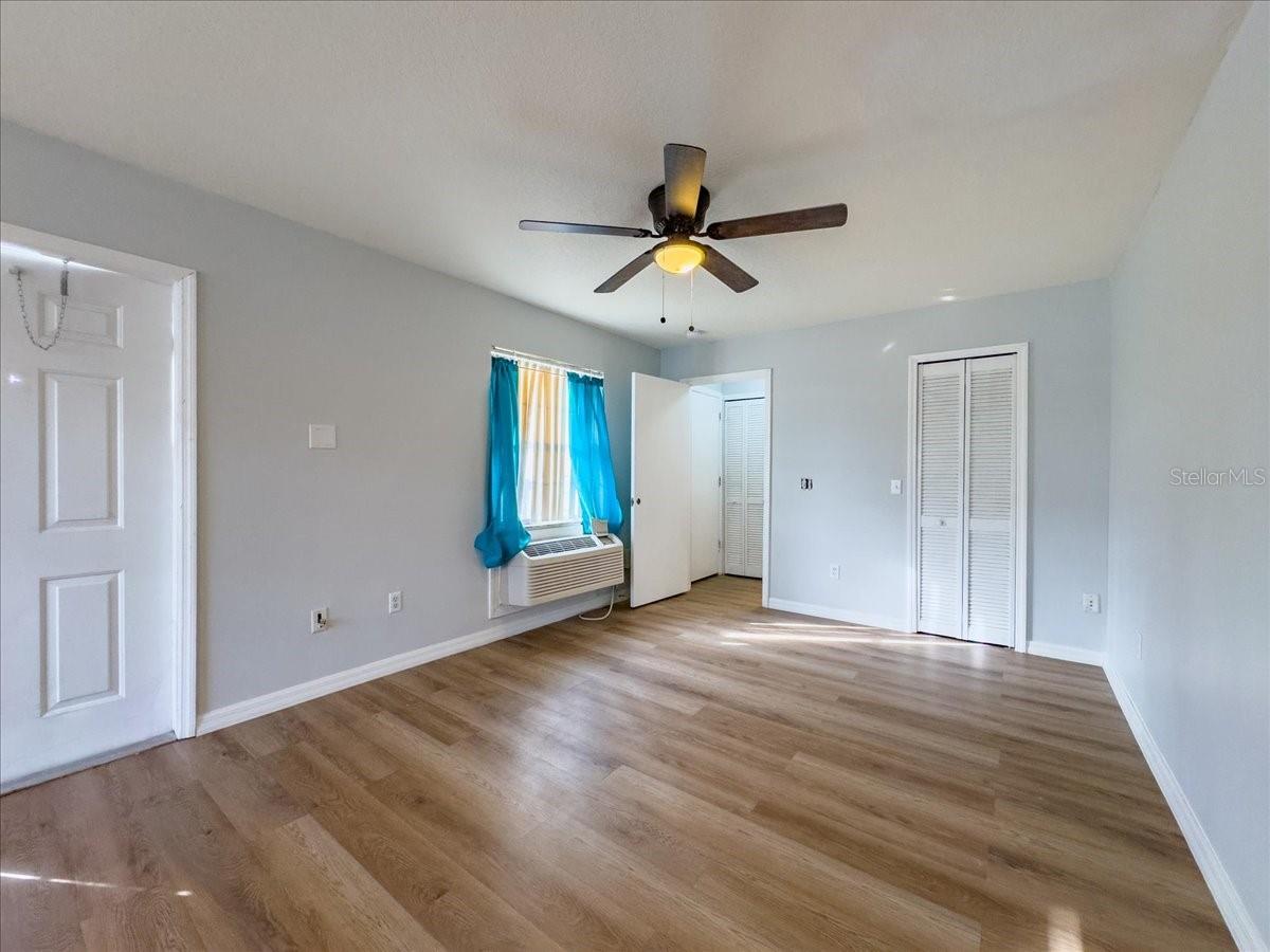 ISLAND CLUB WEST PH 01 - Residential Lease