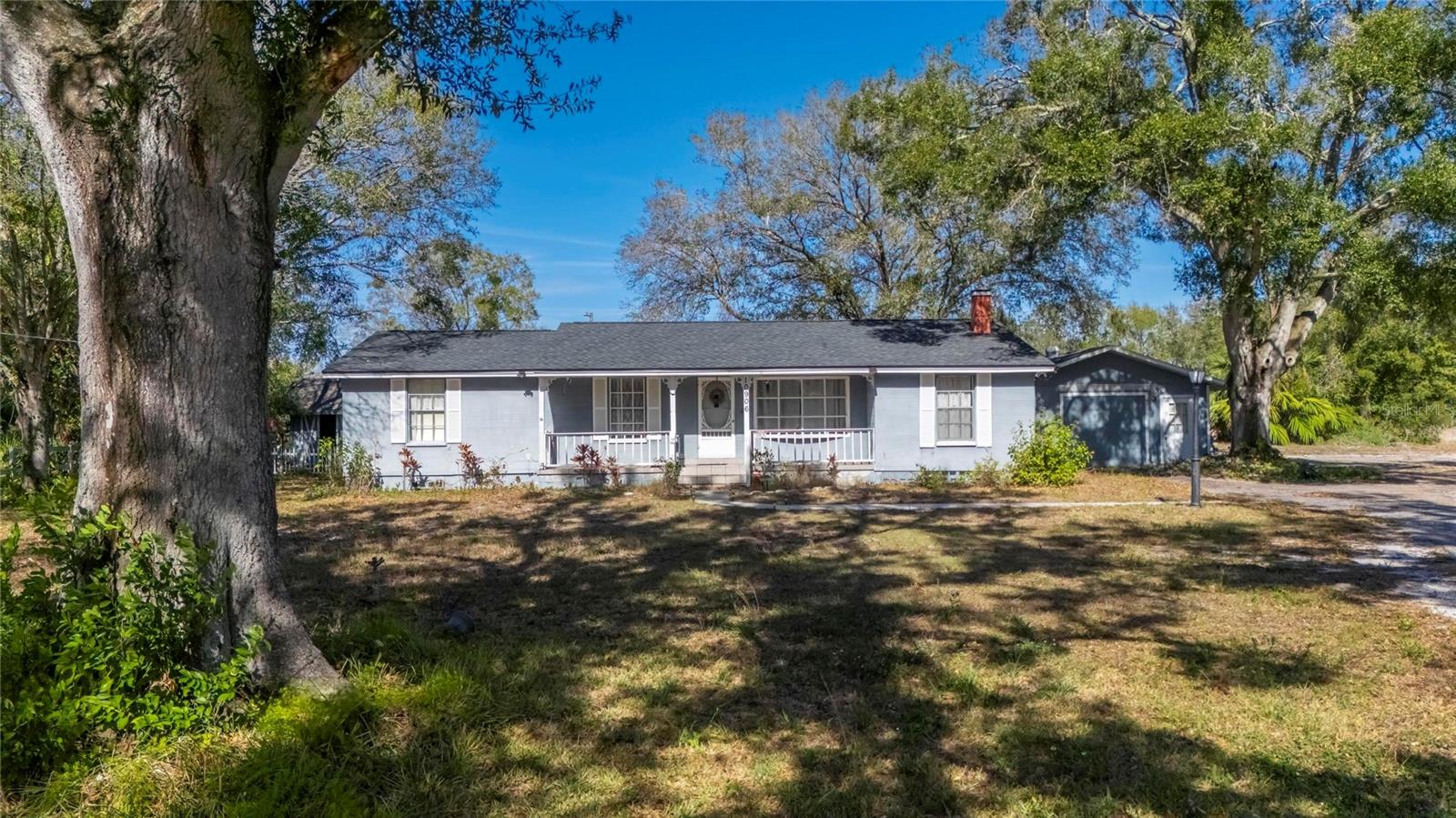 CADRECHA ESTATES - Residential