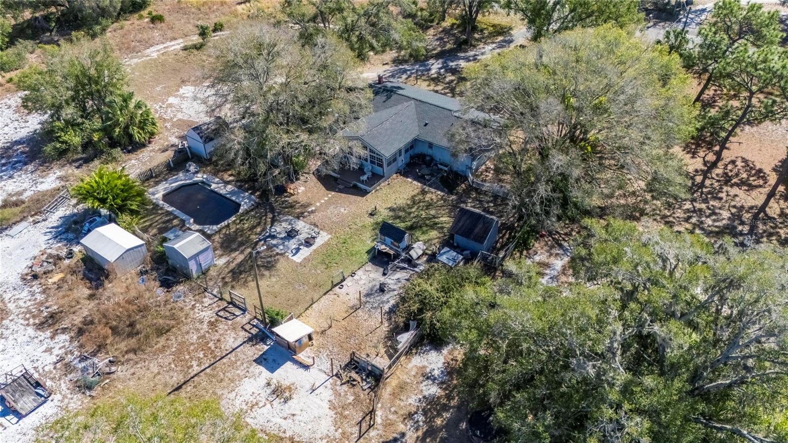 CADRECHA ESTATES - Residential