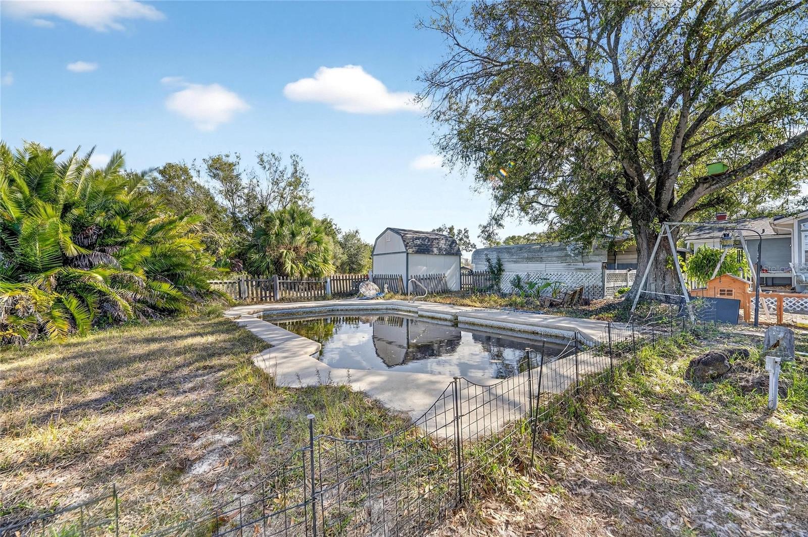 CADRECHA ESTATES - Residential