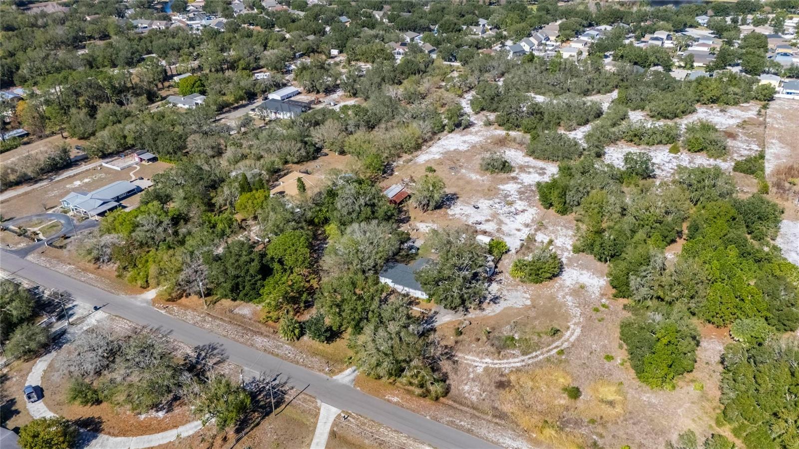 CADRECHA ESTATES - Residential