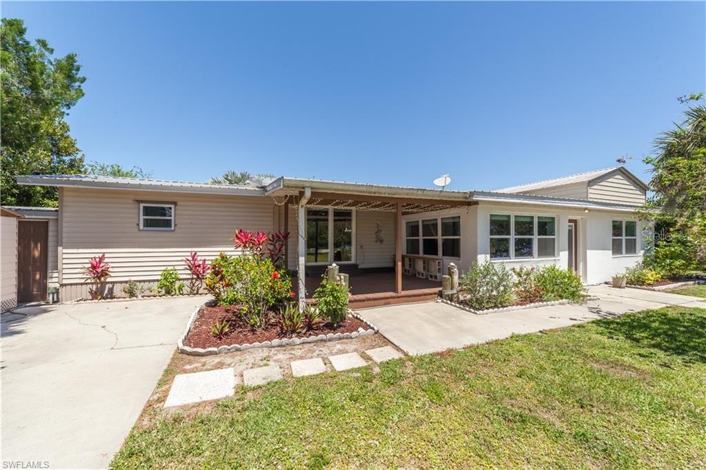1014 E ANCHOR LANE
