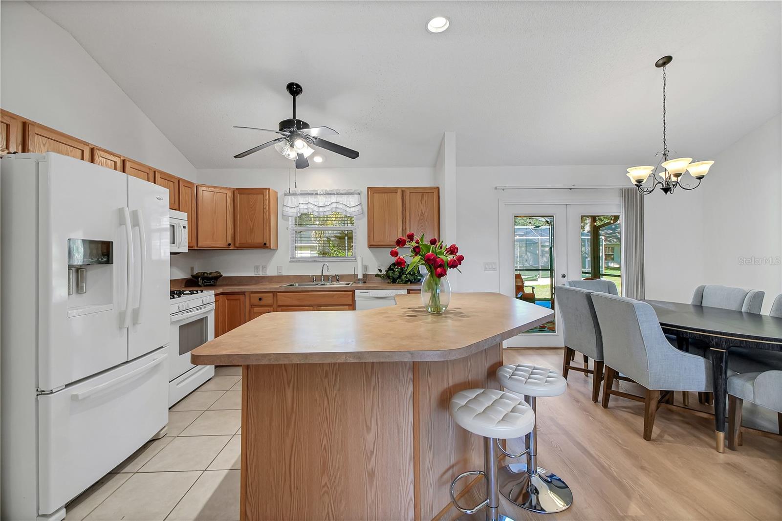 SPRING ARBOR VILLAGE - Residential