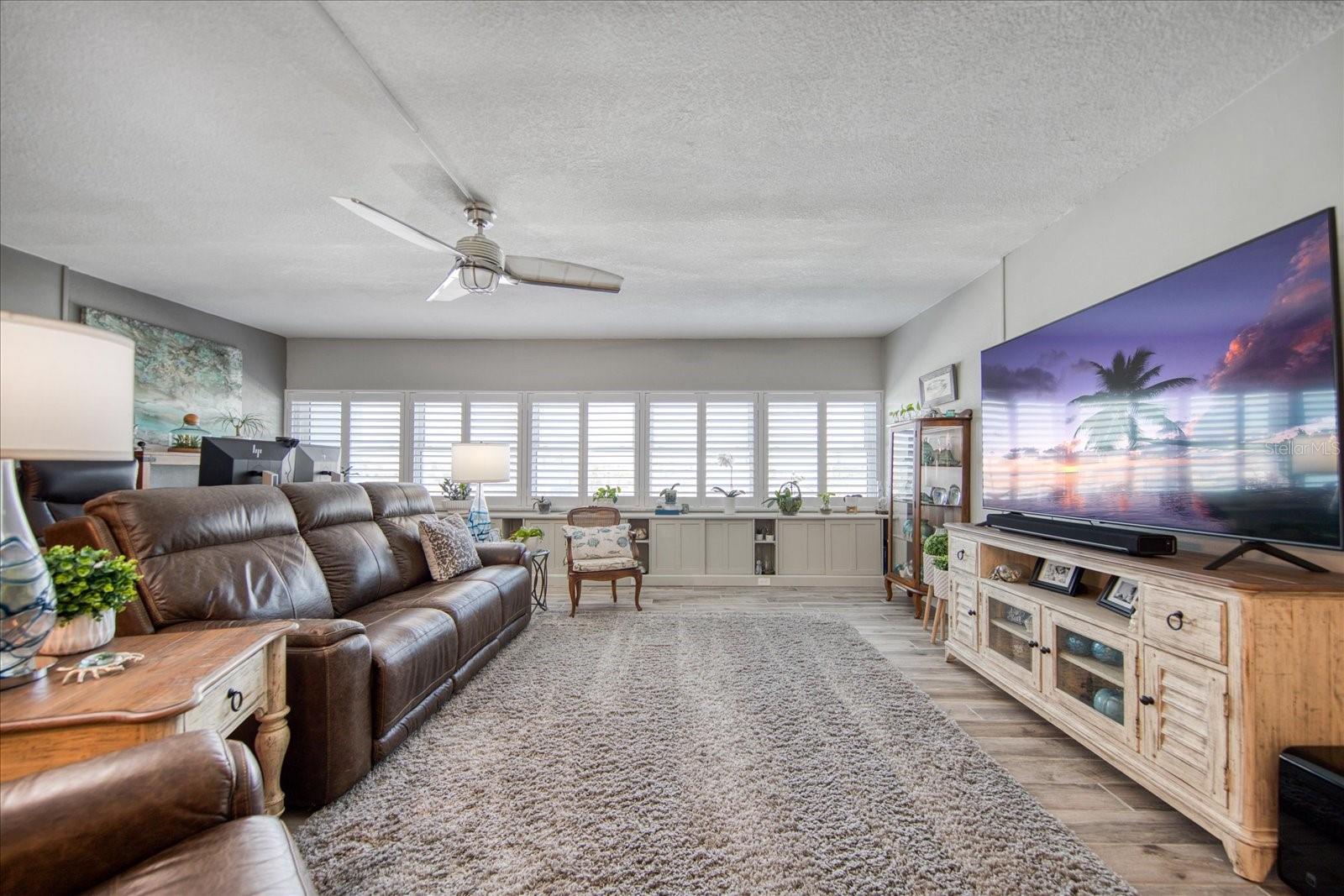 TOWER ISLE CONDO - Residential