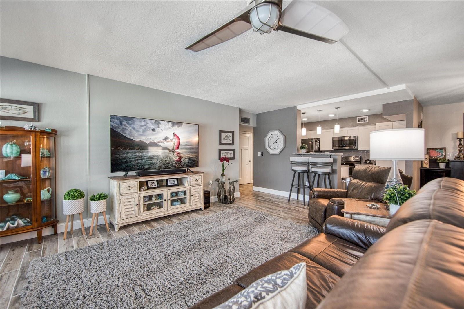 TOWER ISLE CONDO - Residential