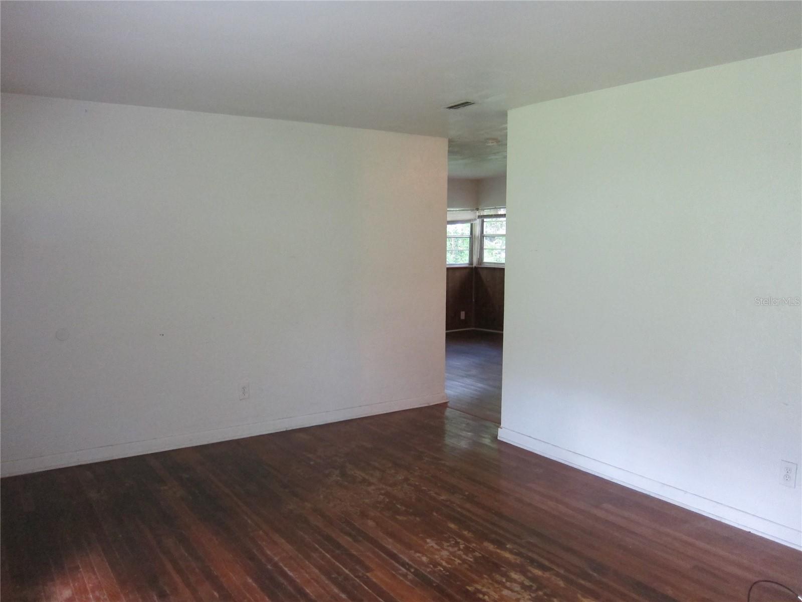 HISBICUS PARK - Residential Lease