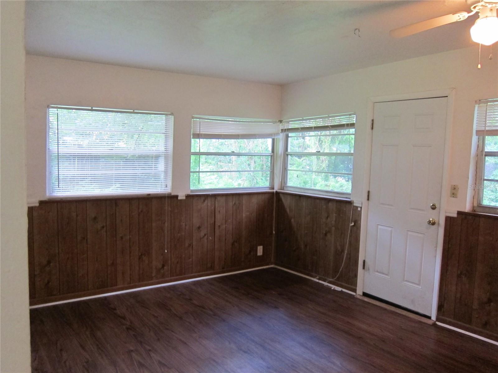 HISBICUS PARK - Residential Lease