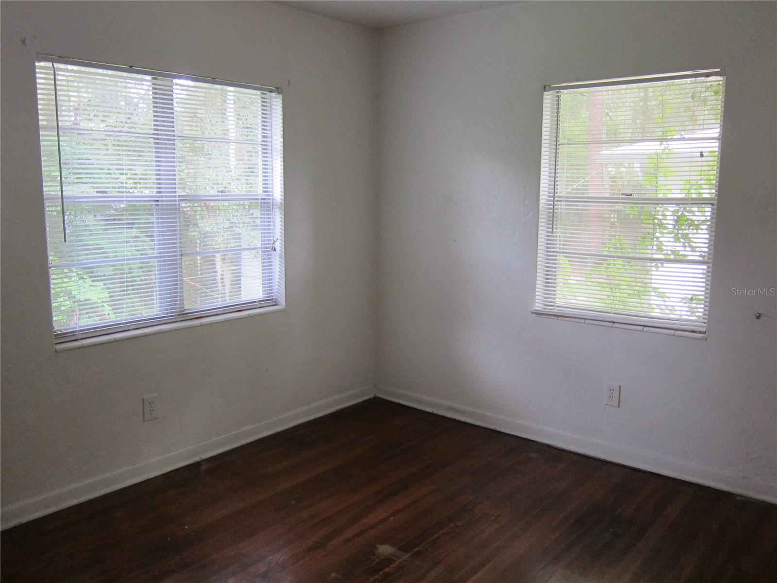 HISBICUS PARK - Residential Lease