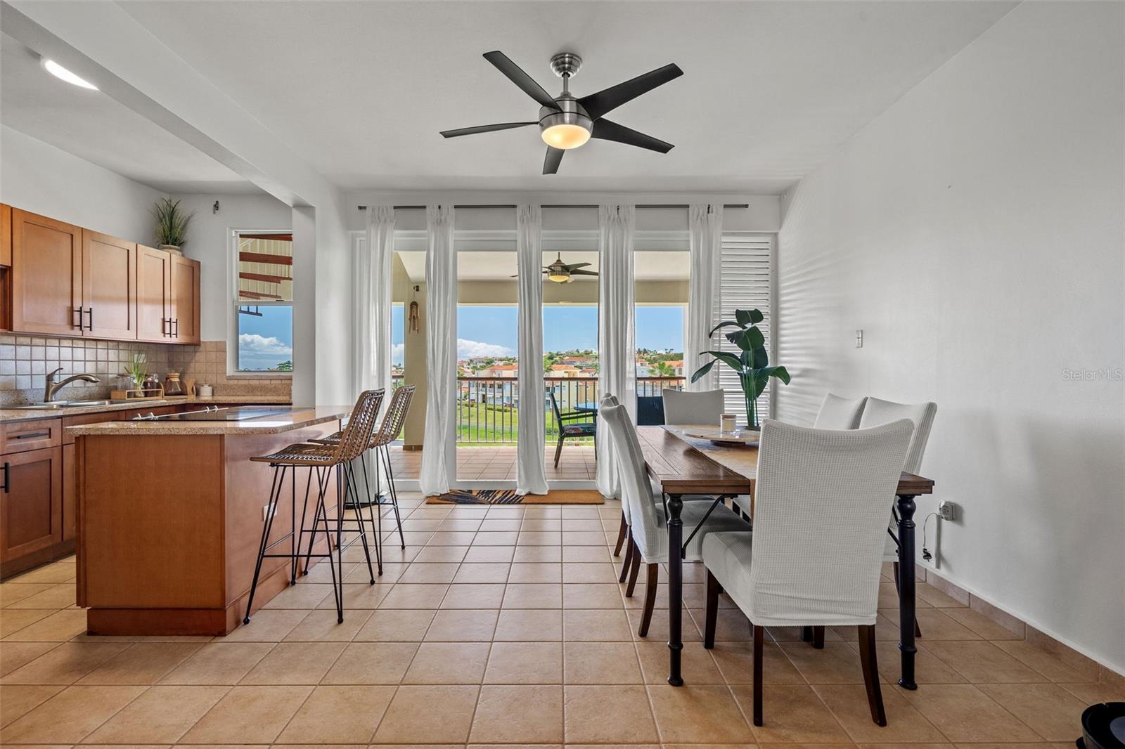 HARBOUR LAKES PALMAS DEL MAR - Residential