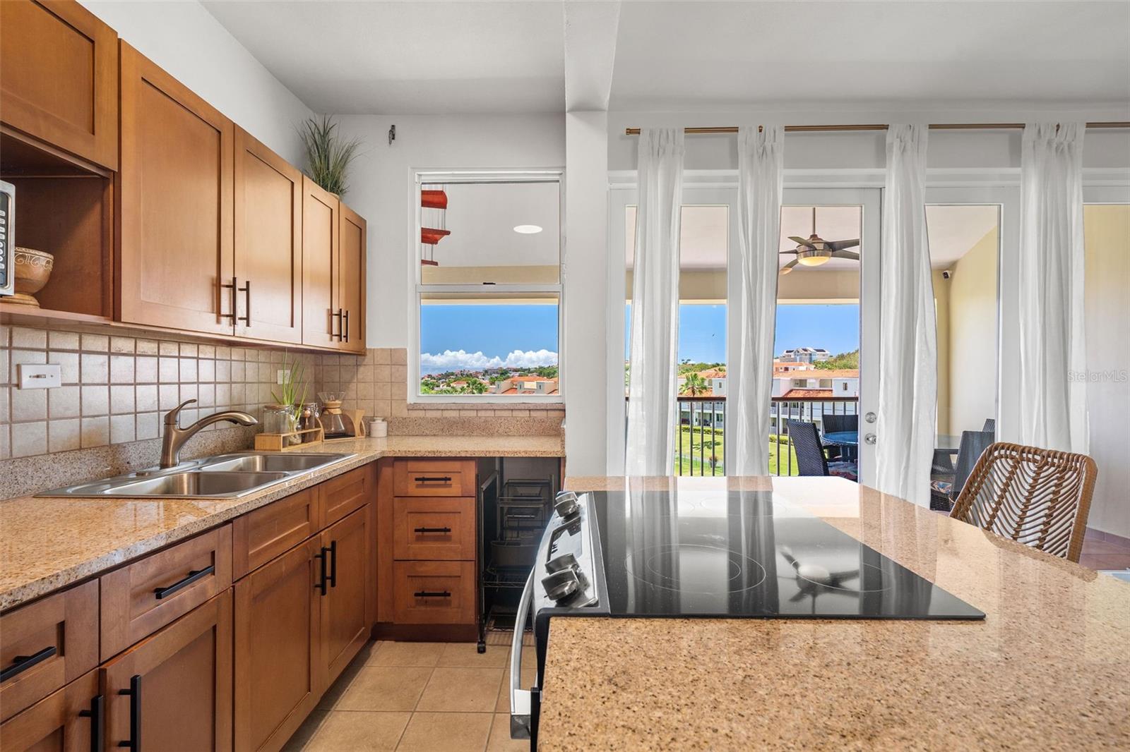 HARBOUR LAKES PALMAS DEL MAR - Residential