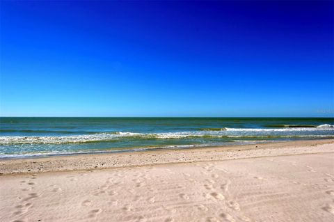 A home in LONGBOAT KEY