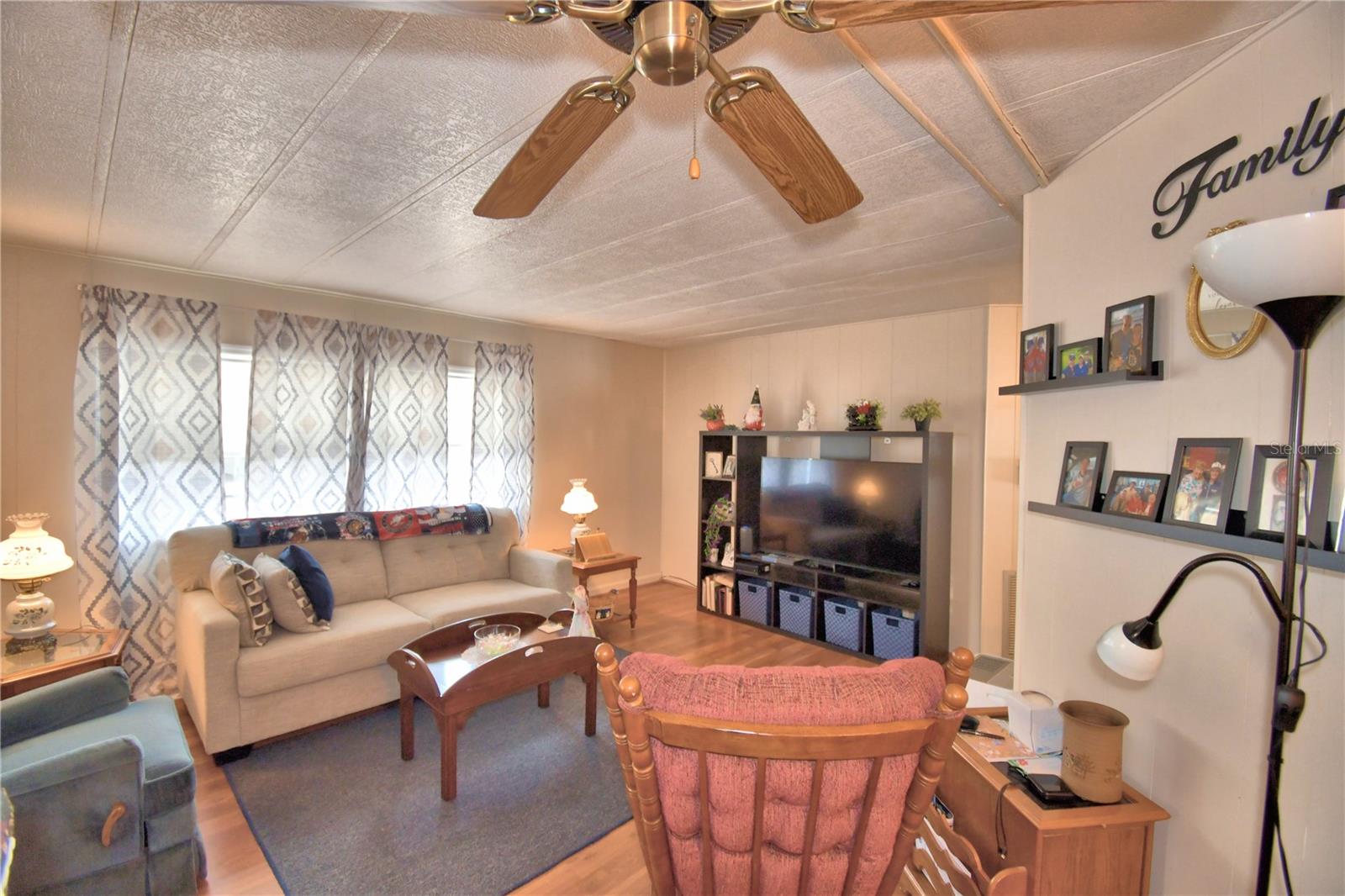 OAKWOOD ESTATES - Residential