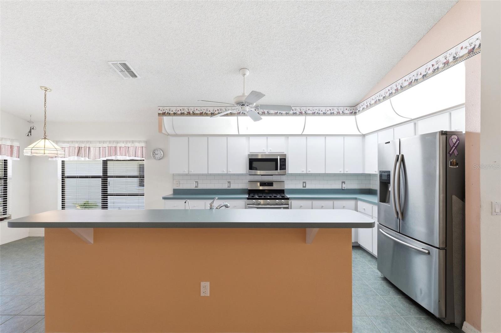 WELLINGTON AT SEVEN HILLS PH 1 - Residential