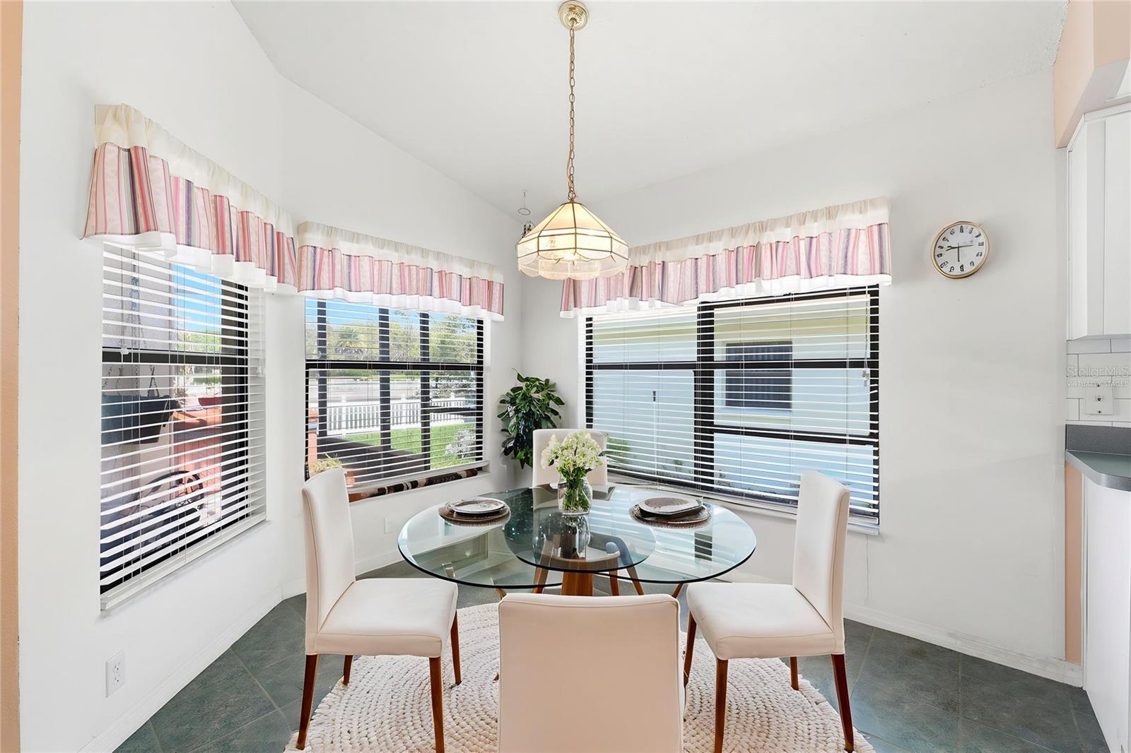 WELLINGTON AT SEVEN HILLS PH 1 - Residential