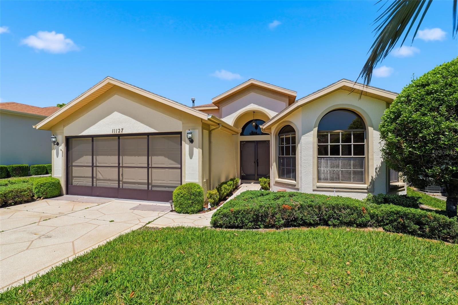 WELLINGTON AT SEVEN HILLS PH 1 - Residential