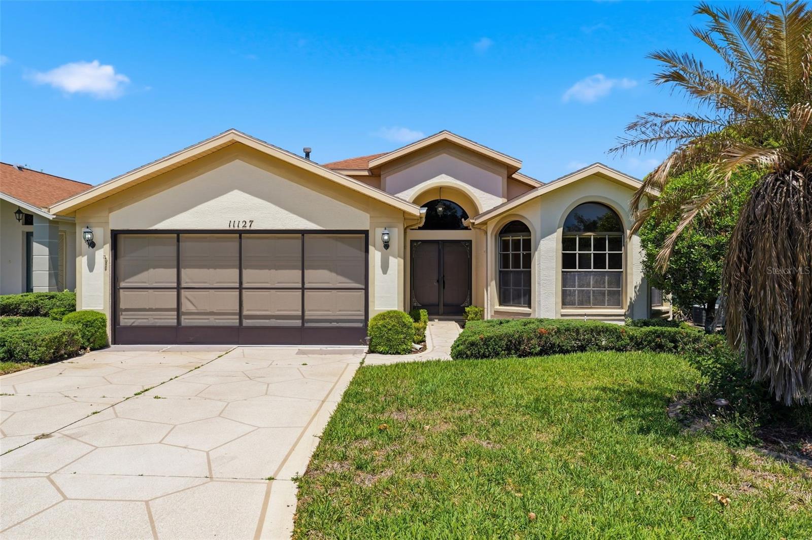 WELLINGTON AT SEVEN HILLS PH 1 - Residential