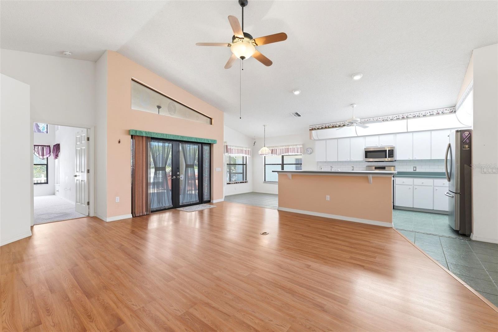 WELLINGTON AT SEVEN HILLS PH 1 - Residential