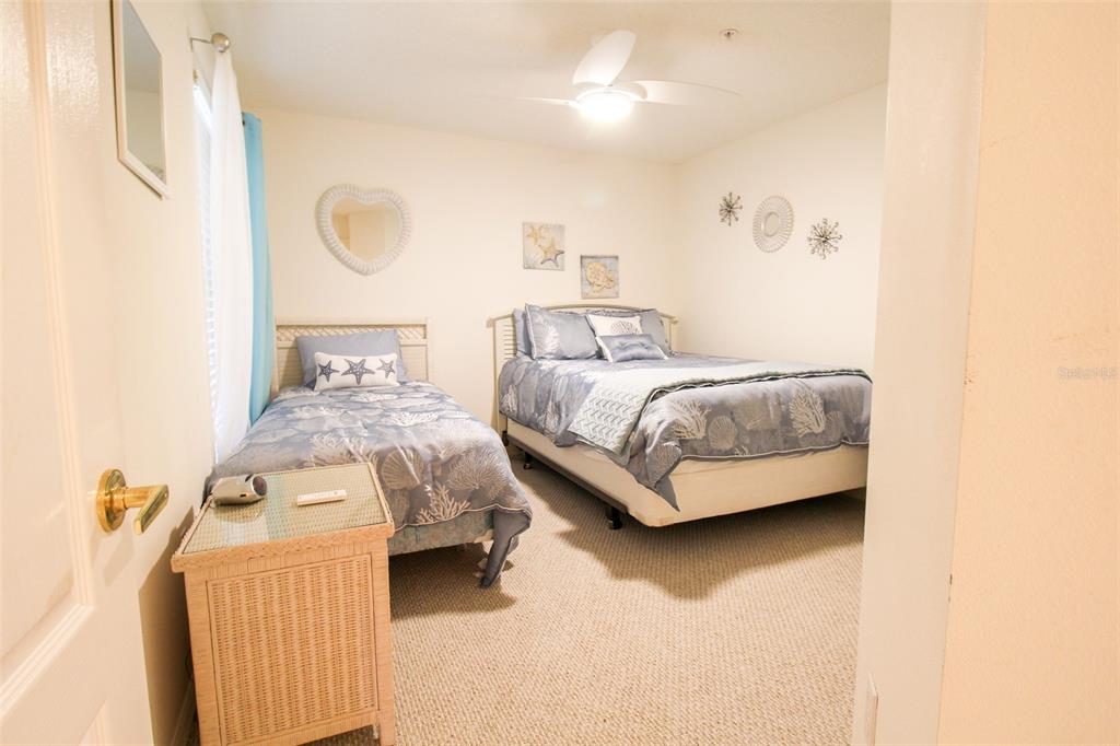 VERANDA 3 AT HERITAGE OAKS - Residential Lease
