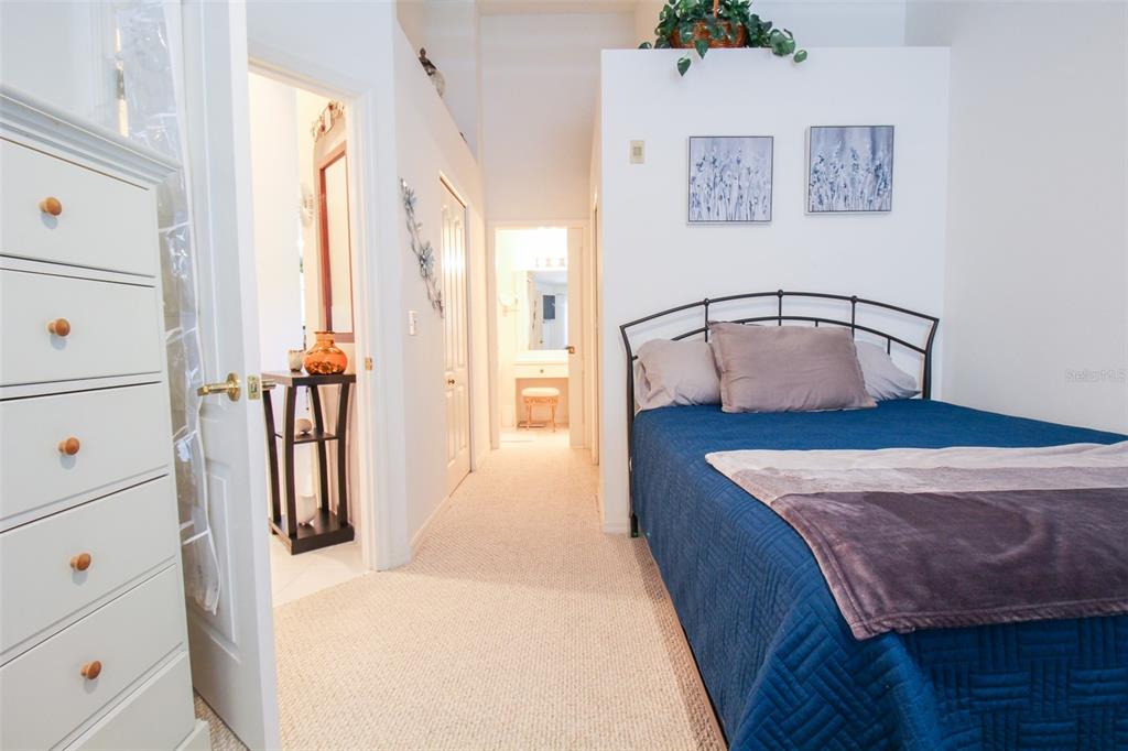 VERANDA 3 AT HERITAGE OAKS - Residential Lease
