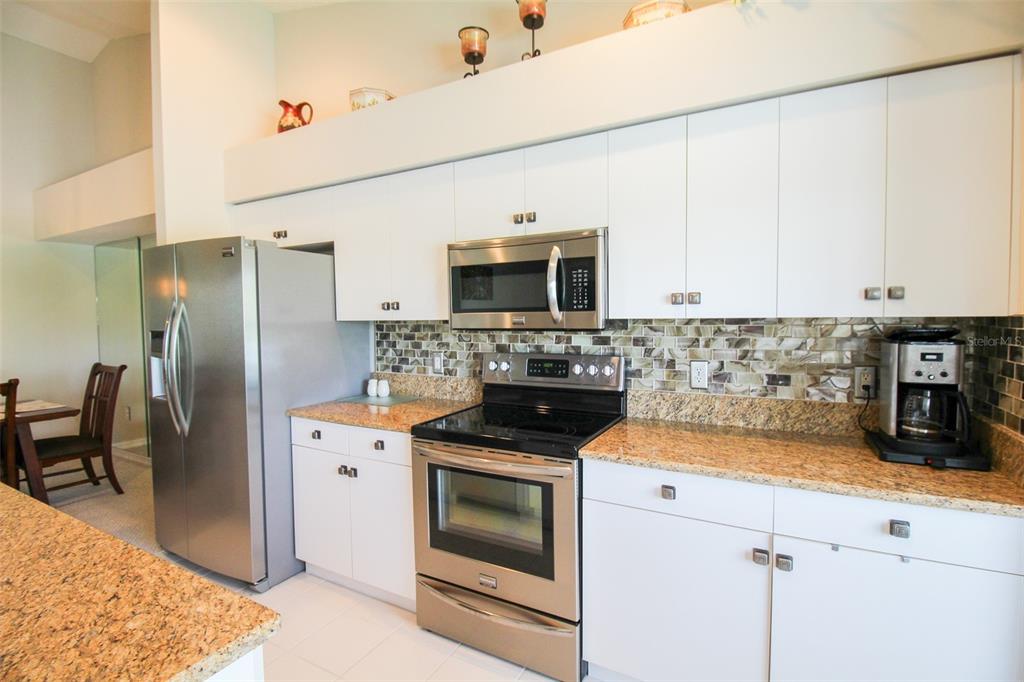 VERANDA 3 AT HERITAGE OAKS - Residential Lease