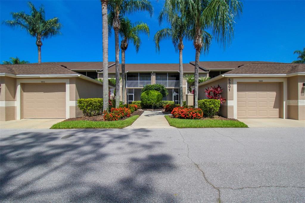 VERANDA 3 AT HERITAGE OAKS - Residential Lease