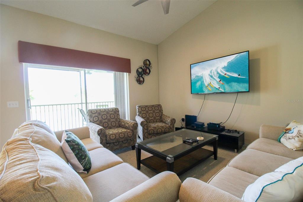 VERANDA 3 AT HERITAGE OAKS - Residential Lease