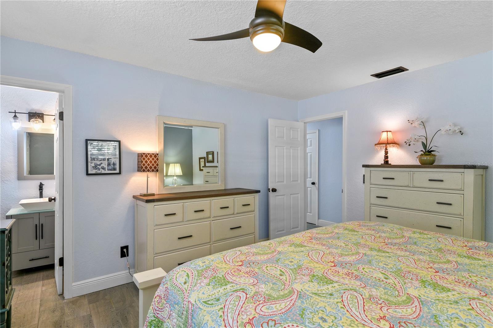 COLLEGE PARK CC SEC - Residential