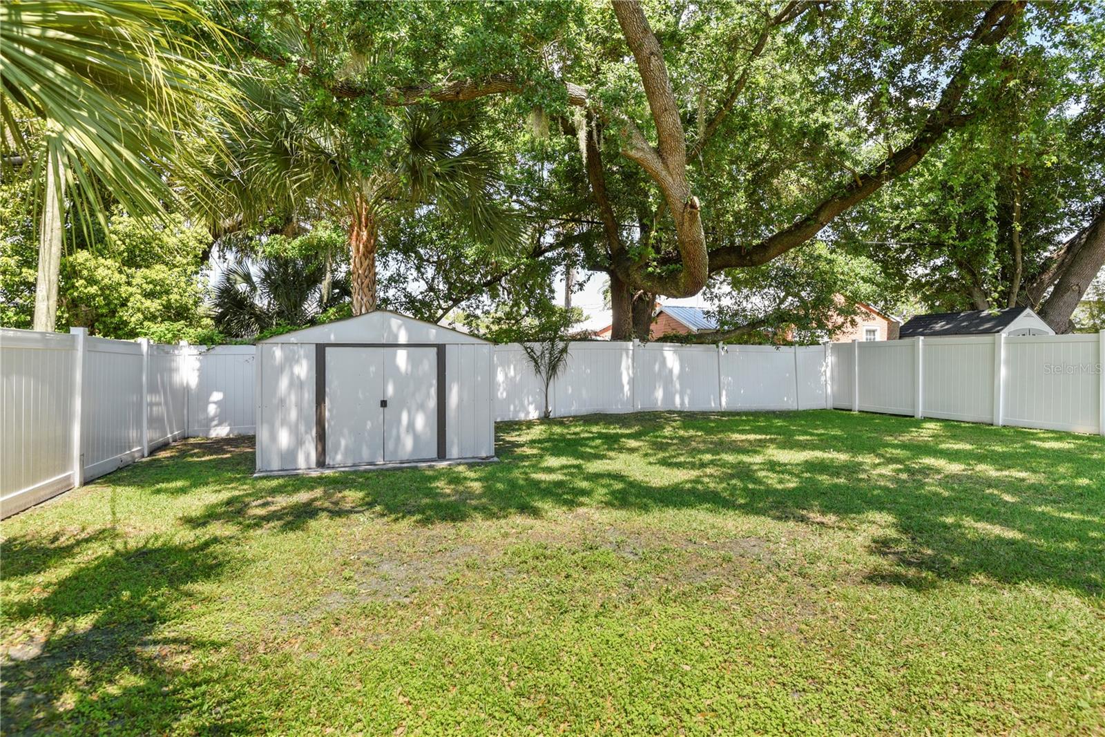 COLLEGE PARK CC SEC - Residential