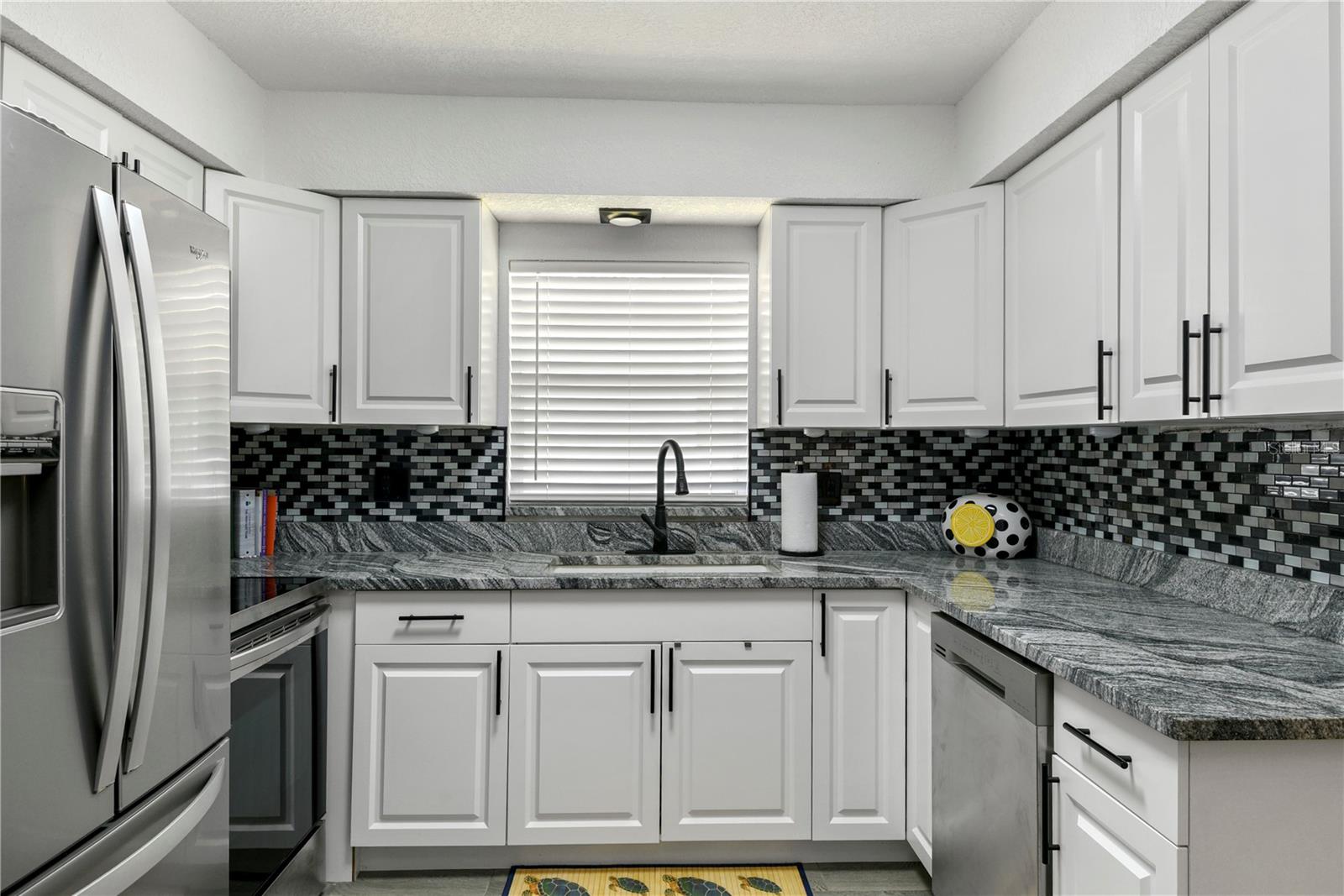 COLLEGE PARK CC SEC - Residential