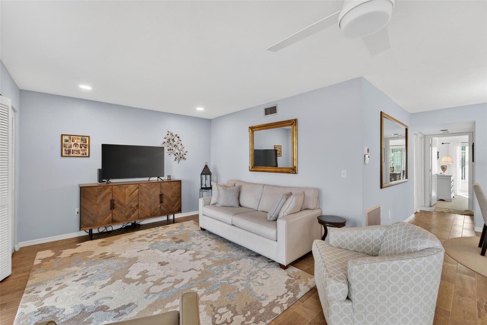 WESTCHESTER GARDEN & PLAN - Residential