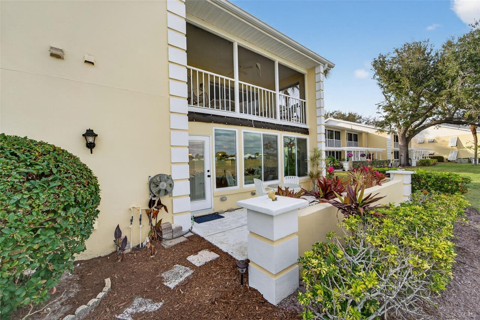 WESTCHESTER GARDEN & PLAN - Residential