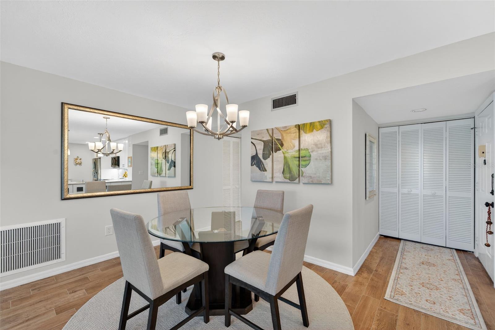 WESTCHESTER GARDEN & PLAN - Residential