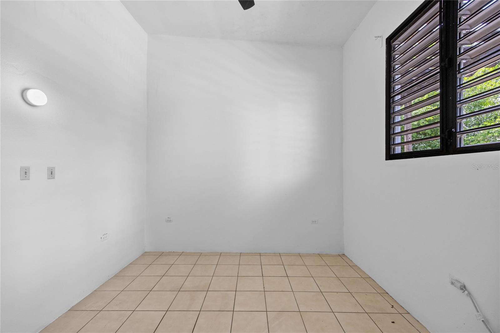 CAPARRA HEIGHTS - Residential Lease