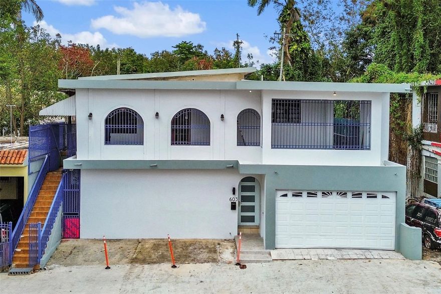 This spacious residential rental is located at J-42 Escorial Avenue in the well-established Caparra Heights neighborhood, perfectly situated next to the Bosque de San Patricio. It features 3 bedrooms, 3 full bathrooms, and 1 powder room across a generous 2,200 square feet of living area. Living next to the San Patricio Forest offers a unique opportunity to enjoy nature trails and a "green lung" atmosphere right in the center of San Juan, providing a peaceful escape from the city's pace. For a hassle-free experience, water and electricity are included for reasonable residential use. This residence offers an expansive layout with ample room for both privacy and entertaining, a rare find for the area. Its strategic position provides residents with unparalleled convenience, offering quick access to major expressways, top-tier medical facilities, and premier private schools. Please call for specific details regarding Unit 603.